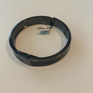 BLACK HEMATITE MAGNETIC CLOSURE BRACELET NEW WITH TAGS